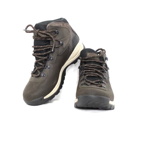 Columbia Dark Brown Ankle Booties. Brand new - Picture 1 of 8